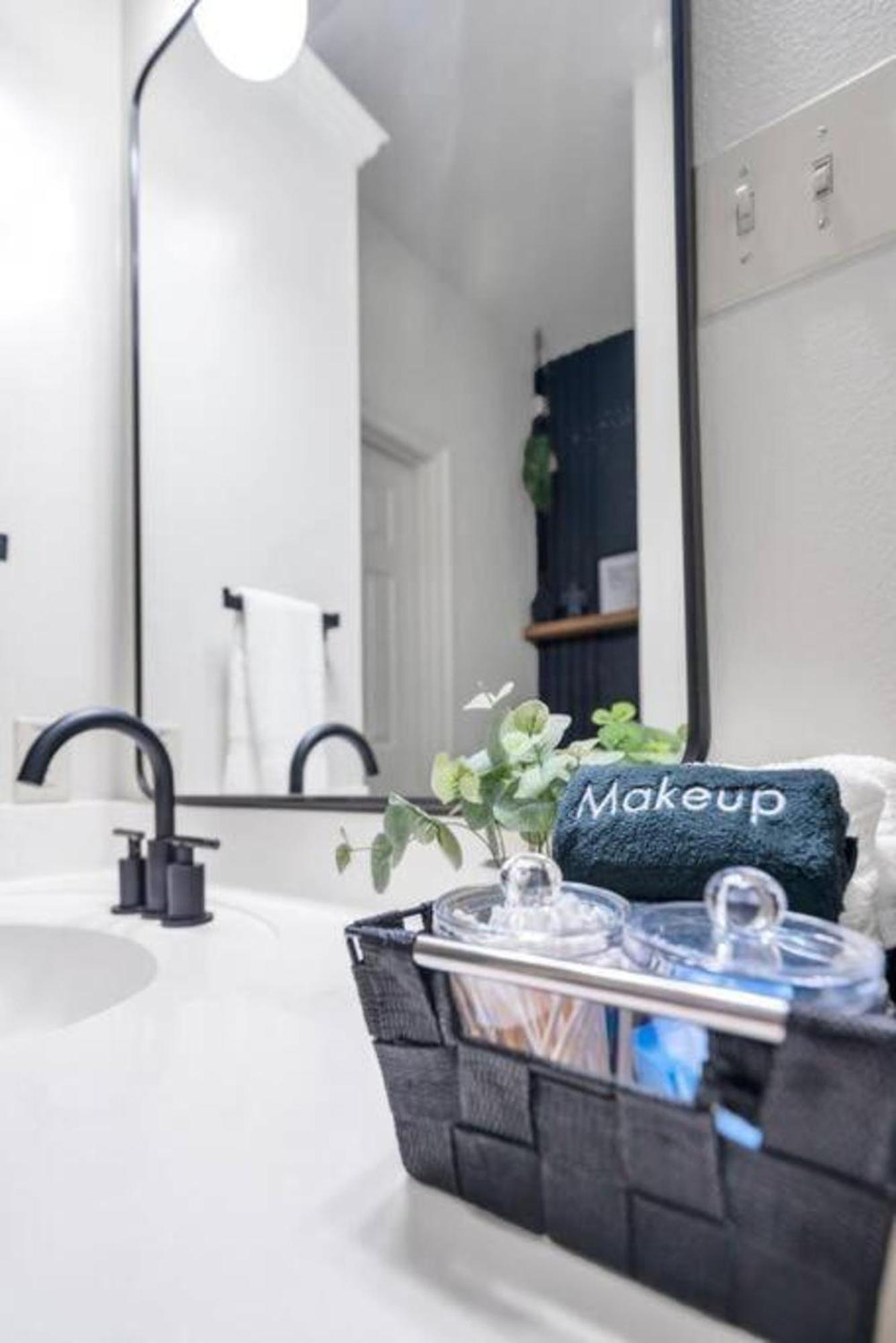 באטון רוז' Stylish & Romantic Home, Long-Term Friendly, King מראה חיצוני תמונה